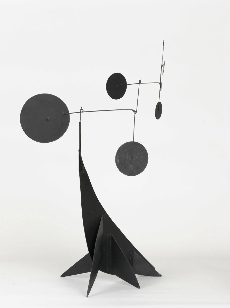 Alexander Calder (b. 1898, Lawton, PA; d. 1976, New York, NY), Performing Seal, 1950.
Collection Museum of Contemporary Art Chicago, The Leo
nard and Ruth Horwich Family Loan, EL1995.7
© 2022 Calder Foundation, New York/Artists Rights Society (ARS), New York
Photo: Nathan Keay, © MCA Chicago
 2022/06/EL1995_7_v3.jpg 