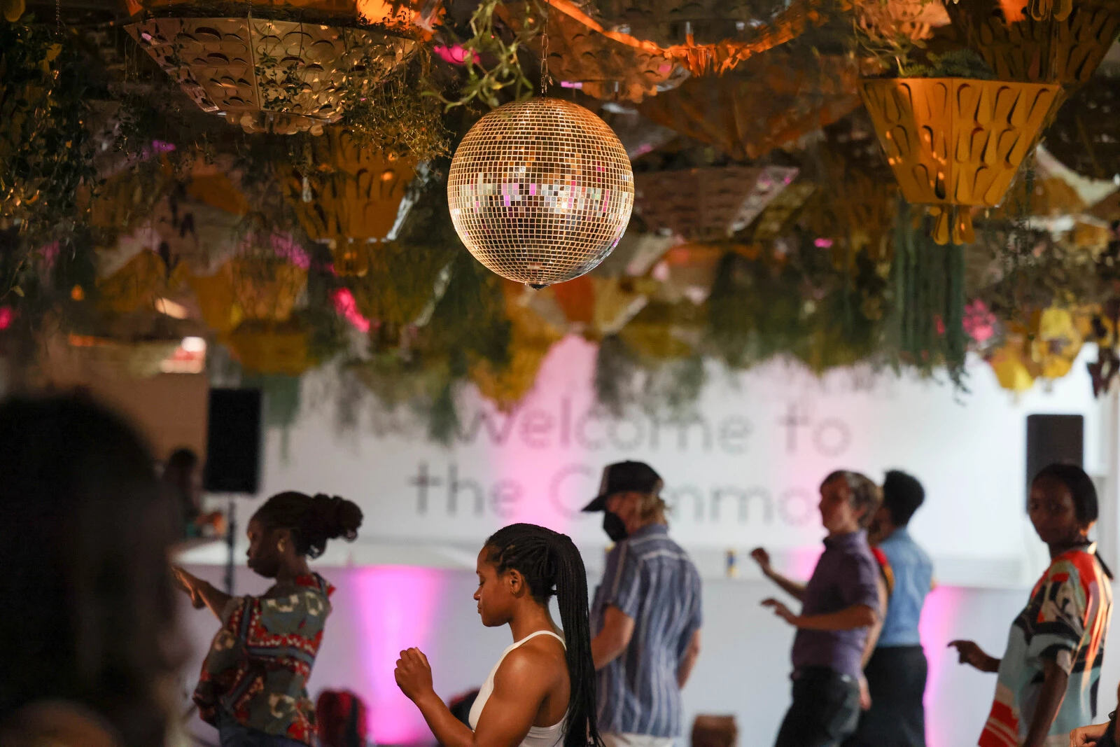 Performance view, Bimbola Akinbola: <em>You Gotta Know It: a durational moving meditation on (Black) collectivity, labor, and joy</em>, MCA Chicago. Sep 16, 2022. Photo: Jeremy Lawson. 2025/10/JLPB91278.jpg 