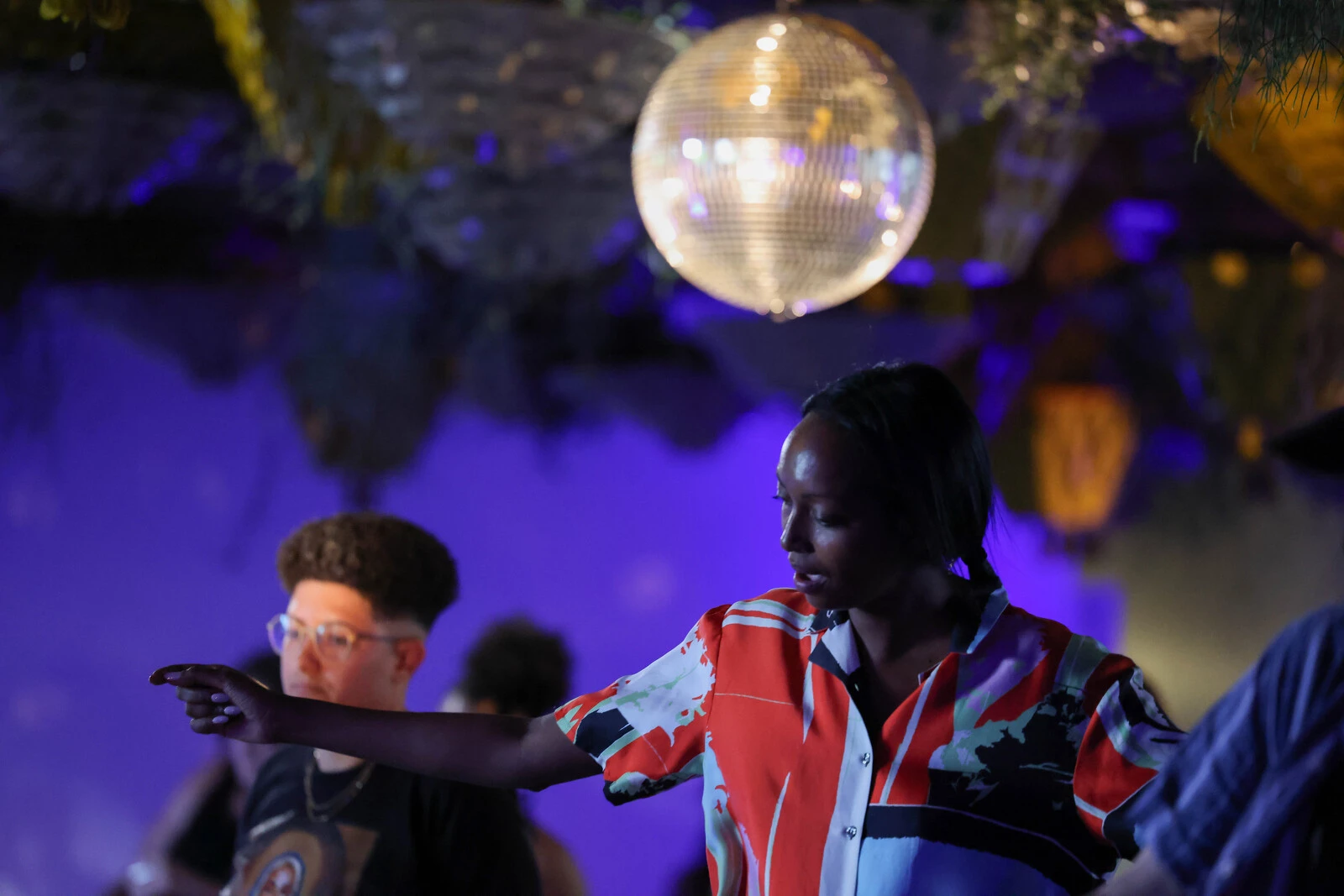 Performance view, Bimbola Akinbola: <em>You Gotta Know It: a durational moving meditation on (Black) collectivity, labor, and joy</em>, MCA Chicago. Sep 16, 2022. Photo: Jeremy Lawson. 2025/10/JLPB91290.jpg 