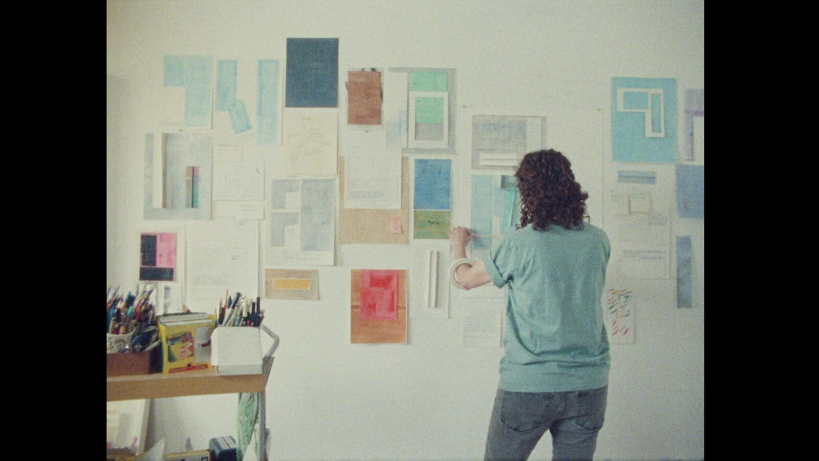 Courtesy of Pentimenti Productions. 2026/04/DebSokolow_Still2.jpg 